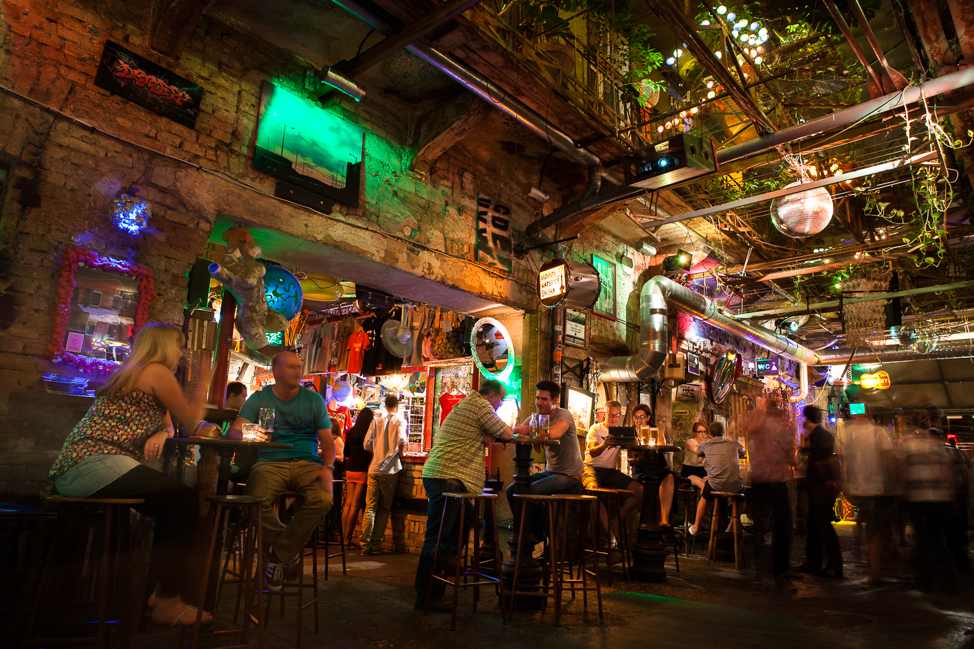 EVG Budapest ruin bar
